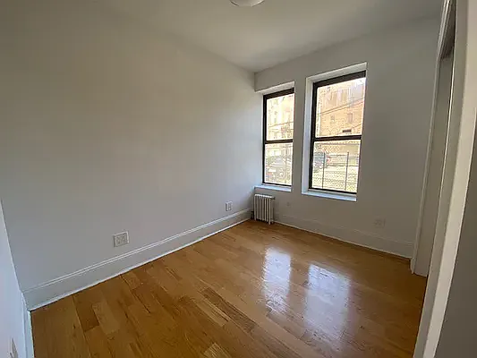 Rented by Compass | media 9