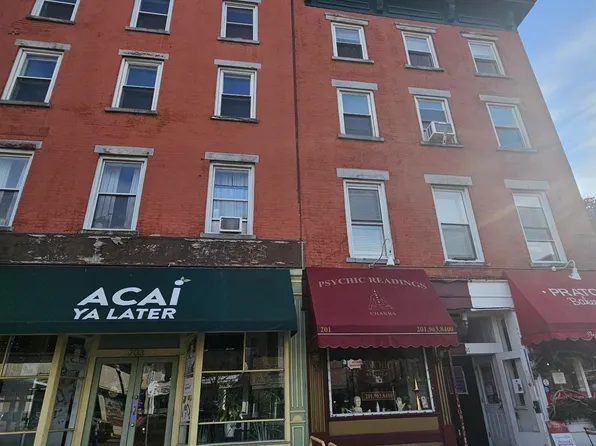 203 Washington Street image 1 of 10