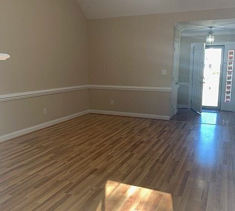 3rd image of 1117 Sebring Dr