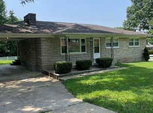 9812 W Manslick Rd, Fairdale, KY 40118