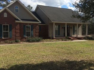 56 Cricket Ln, Seminary, MS 39479