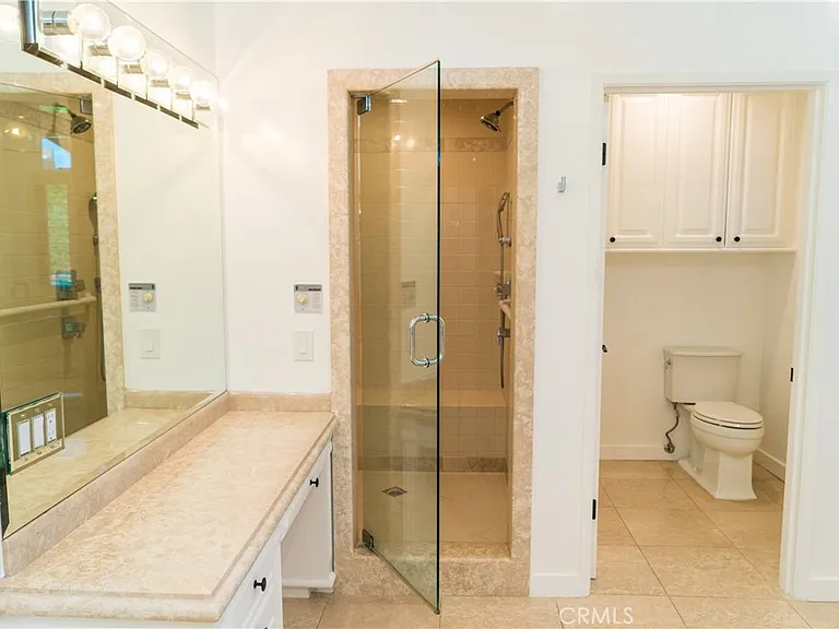 5054 Encino Ave — Photo 40