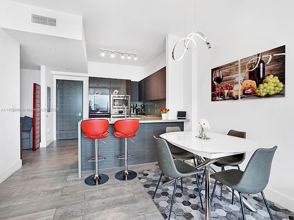 5th image of 1080 Brickell Ave Unit 4007