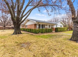 7020 Sandalwood Ln, Fort Worth, TX 76116