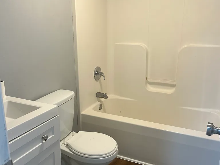 338 Albert Ln #338 — Photo 1