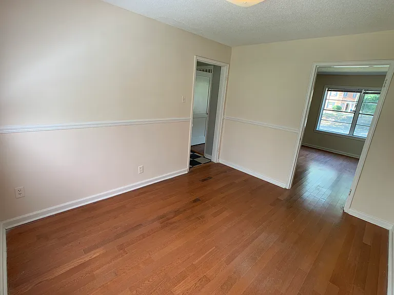 1684 Valley Ave — Photo 19
