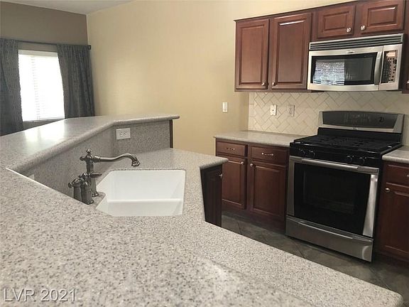 5th image of 1172 Volcanic Garden Ct Unit 103