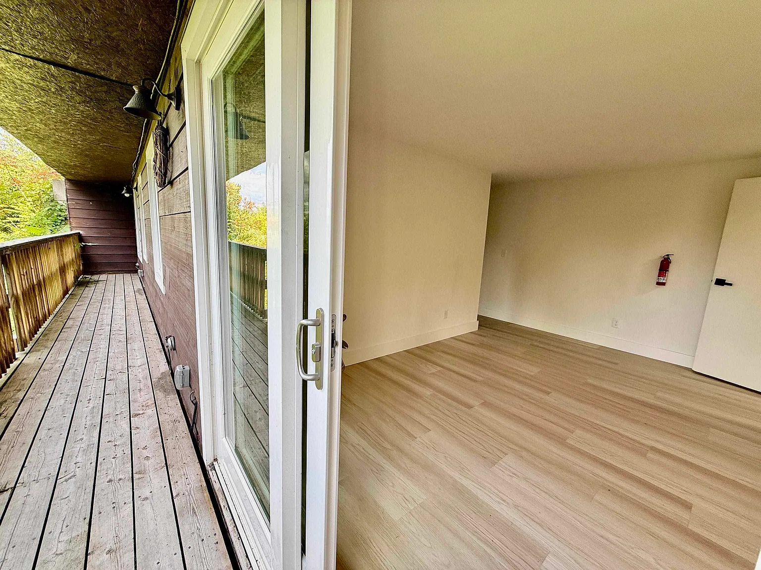 2 bed, 1.0 bath, 525 sqft, $2,000 — Photo 4