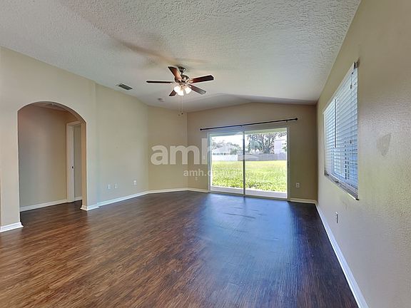 2nd image of 4409 Country Hills Blvd