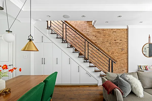 Sold by Compass | media 8