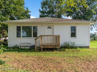 1255 Holy Cross Rd, Loretto, KY 40037