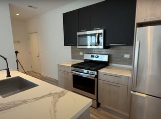 2527 W Fullerton Ave #5, Chicago, IL 60647