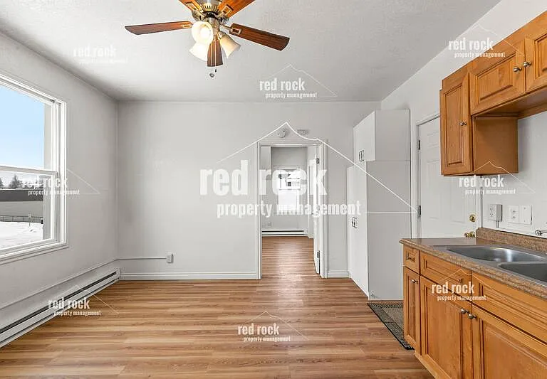 902 W Mansfield Ave #3 — Photo 15