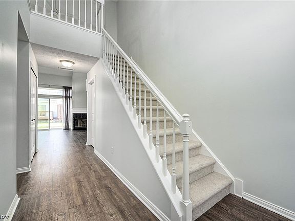 4th image of 2589 Woodruff Ct #2