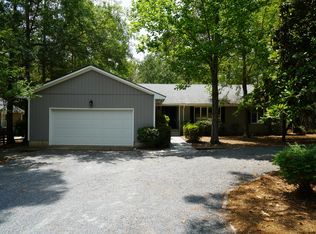 60 Merion Cir, Pinehurst, NC 28374