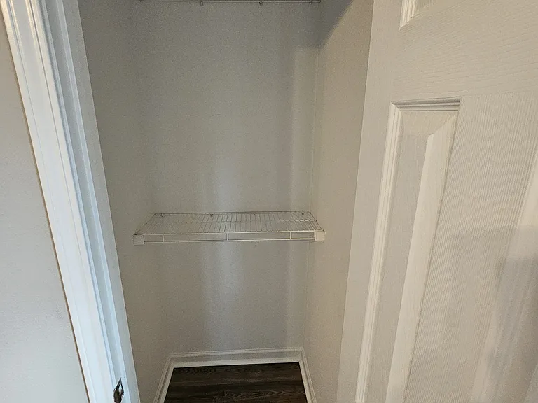 303 Stewarts Landing Cir — Photo 7