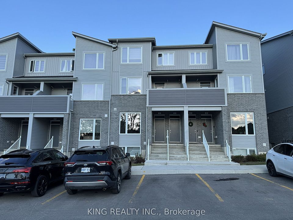 1st image of 990 Deveron Cres #45