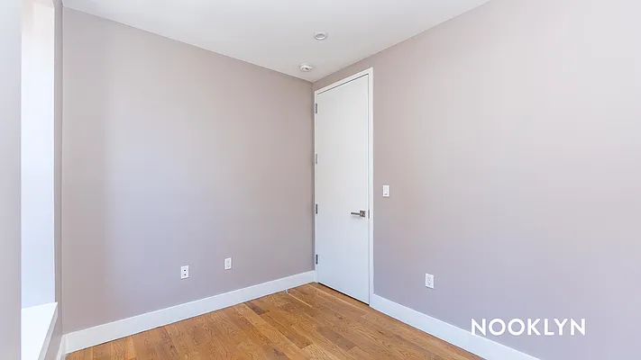 Rented by Nooklyn NYC LLC | media 14