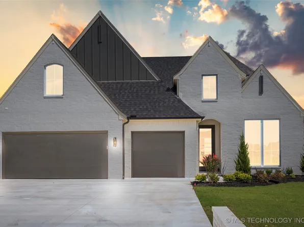 16601 S 2nd East Pl, Glenpool, OK 74033