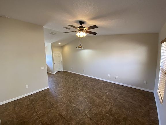 4th image of 414 W Noble Ave #0