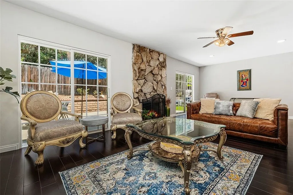 3 bed, 1718 sqft, $5,195 — Photo 4