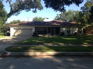 9921 Woodgrove Dr, Dallas, TX 75218