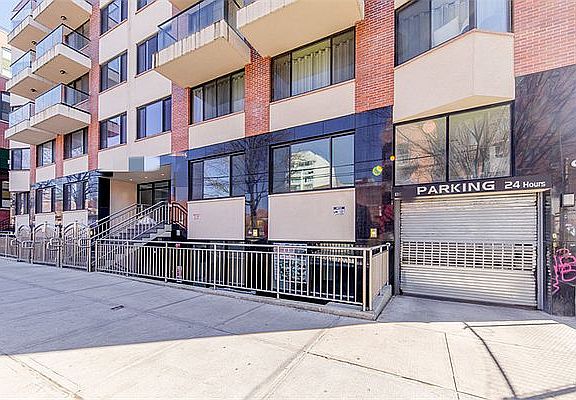 2nd image of 13646 41st Ave Unit 3B