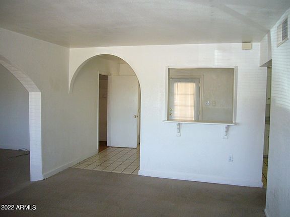 5th image of 3240 E Sweetwater Ave