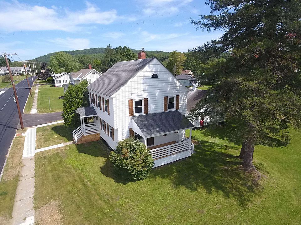 10 Dundee Street, Saint Johnsbury, VT 05819 | Zillow