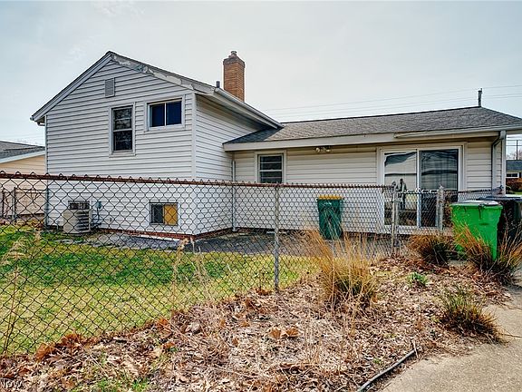 2nd image of 6413 Longridge Rd