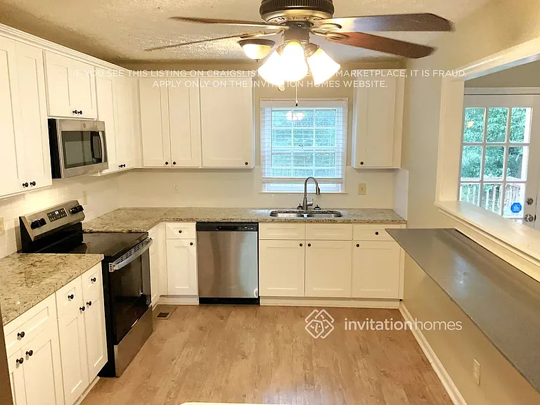 2433 Westland Way — Photo 5