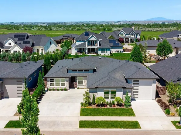 4588 W Sugar Tree Dr, Meridian, ID 83646