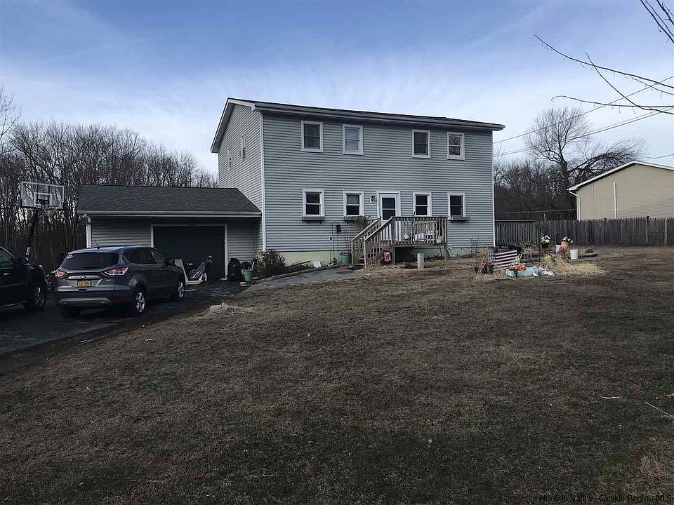 1st image of 3 Campbell Dr