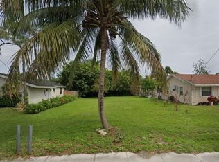 7325 Lantana Rd, Lake Worth, FL 33467