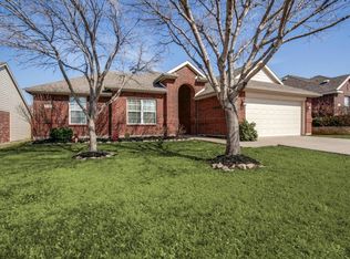 2705 Pinto Dr, Denton, TX 76210