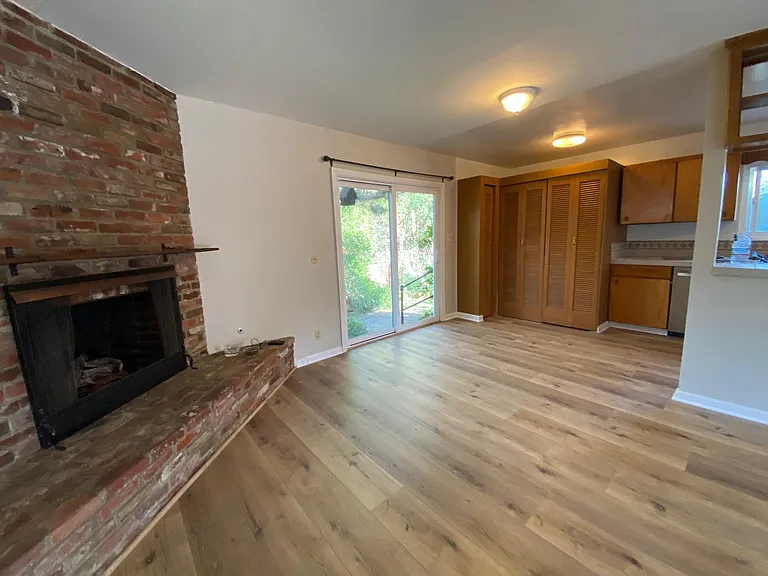 6526 Van Noord Ave — Photo 11