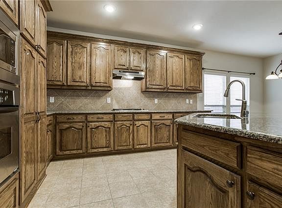 5th image of 13892 Hot Springs Ln