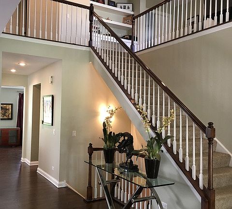 3rd image of 682 Meadow Ct