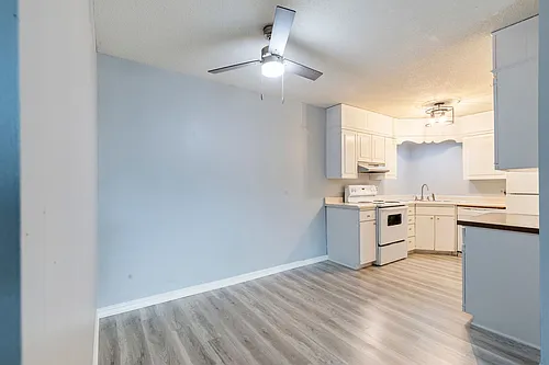 Woodward Park Apartments Photo 1