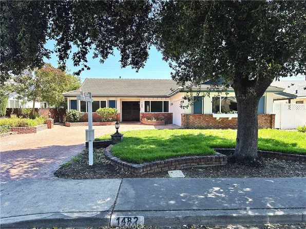 1482 Elmcroft Ave, Pomona, CA 91767