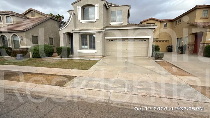 3 bed, 2.0 bath, 1772 sqft, $2,295 — Photo 2