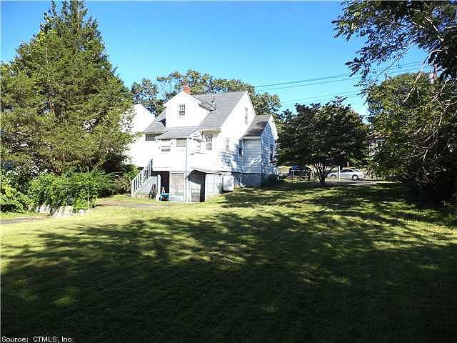 2nd image of 48 Burwell Rd
