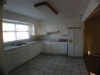 2nd image of 5436 Savina Ave