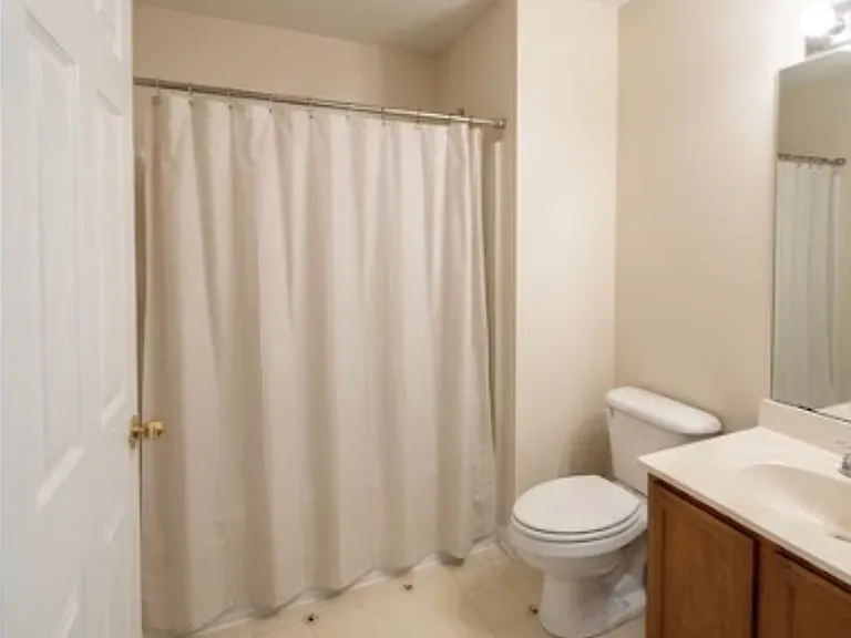 924 W Main St #1 — Photo 6
