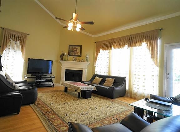 5th image of 4141 Aldenham Dr