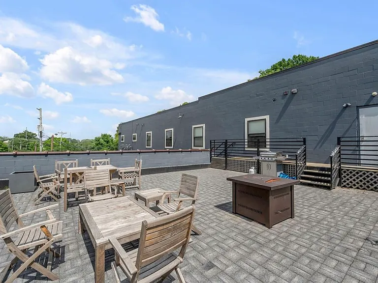 480 Skain St #105 — Photo 15