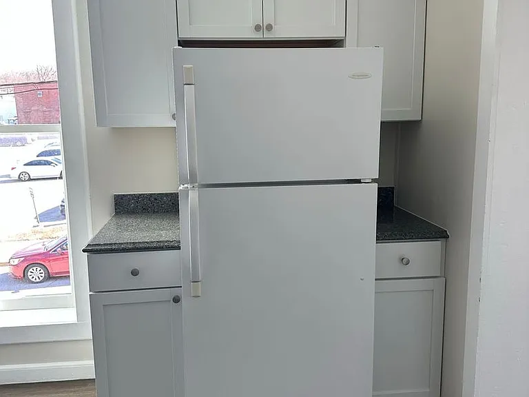 1024 Main St — Photo 3
