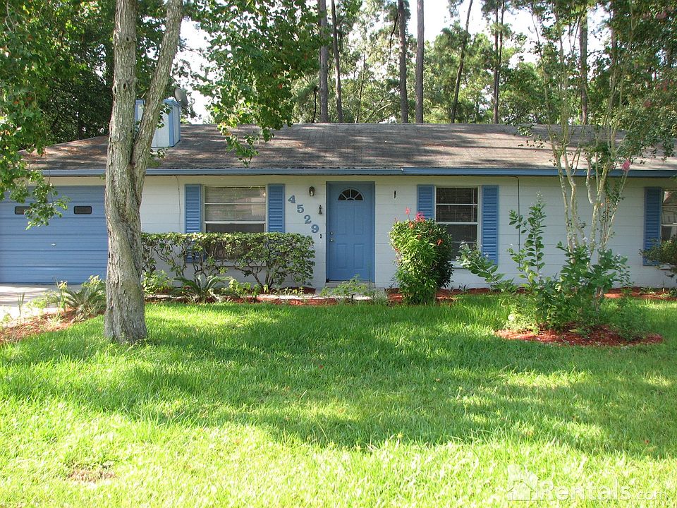1st image of 4529 NW 31st Ave