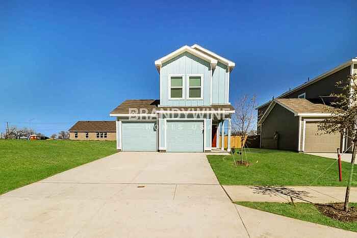1st image of 1513 Mahogany Ln