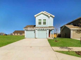 1513 Mahogany Ln, Fort Worth, TX 76140